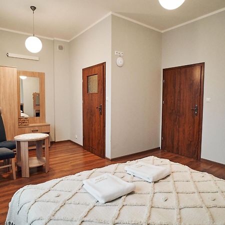 Hotel Lilia Wloszczowa Luaran gambar